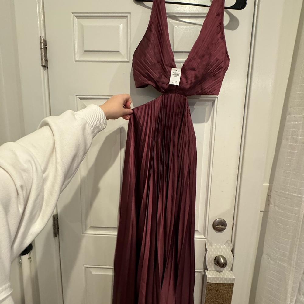 Abercrombie & Fitch Plum cut out and Pleated Design